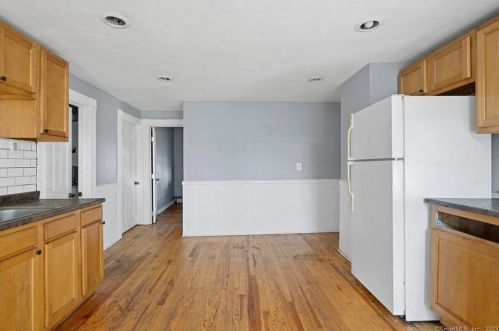 68 Wilson St, New Britain CT 06051-2020 exterior