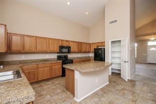 7420 15th Dr, Phoenix AZ  85041-6933 exterior