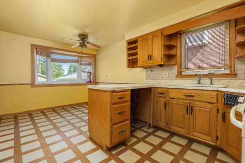 6022 Kilpatrick Ave, Chicago IL 60629-5637 exterior