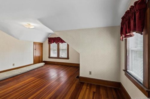 52 Delmont St, Manchester CT 06042-3510 exterior