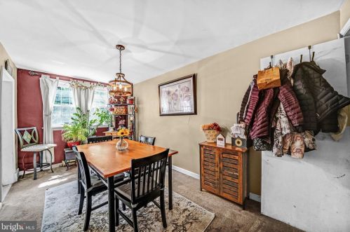 652 Ashland Ave, Manor PA 19036-1739 exterior