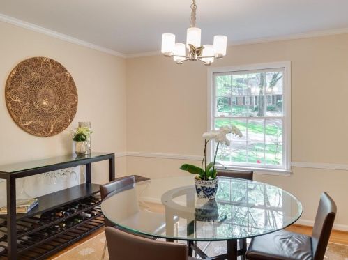 5625 Colton Dr, Atlanta GA 30342-1303 exterior