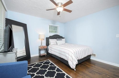 1379 Aniwaka Ave, Atlanta GA  30311-3507 exterior