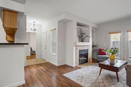 885 Halidon Way, Folsom CA  95630-8406 exterior