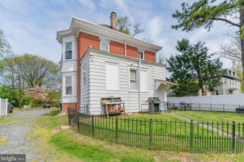 126 Fowler Ave, Tavistock NJ 08033-1336 exterior