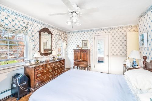 120 Arrowhead Rd, Duluth MN 55811-2216 exterior