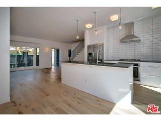 109 Flores St, Los Angeles CA  90048-3538 exterior