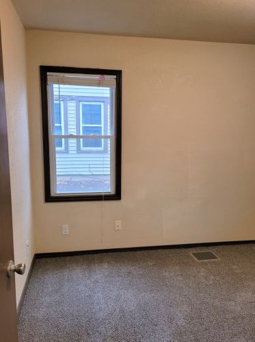 3733 60th St, Milwaukee WI  53216-2130 exterior