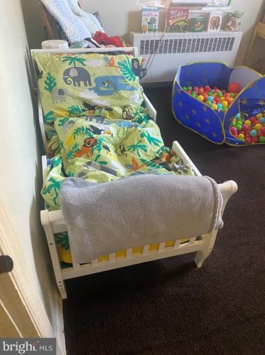 200 Elkinton Ave, Chester PA 19013-4903 exterior