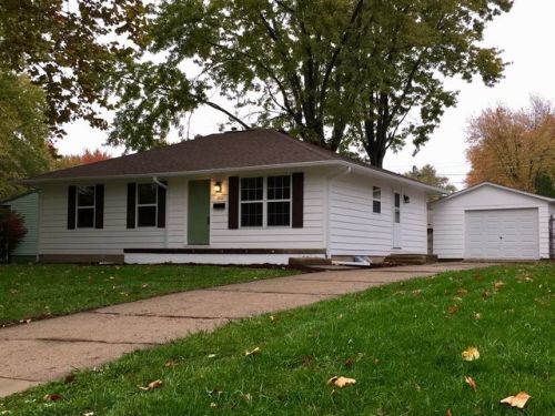 1802 Joanne Ln, Champaign, IL 61821-1508