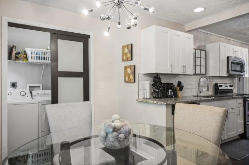 1385 Kenilworth Dr, Atlanta GA 30310-3941 exterior