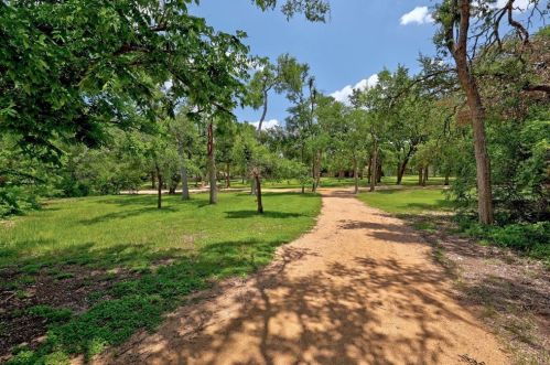 11903 Bobcat Trl, Austin TX exterior