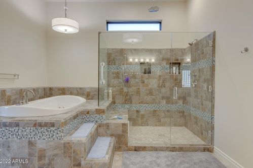 14461 15th Ave, Phoenix AZ  85023-5176 exterior