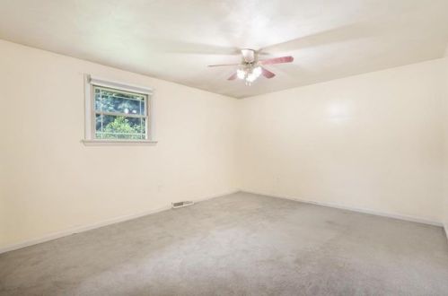 6611 Brownsville Rd, Pittsburgh PA  15236-3534 exterior