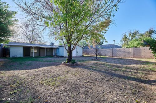 4234 42nd Pl, Phoenix AZ  85018-4290 exterior