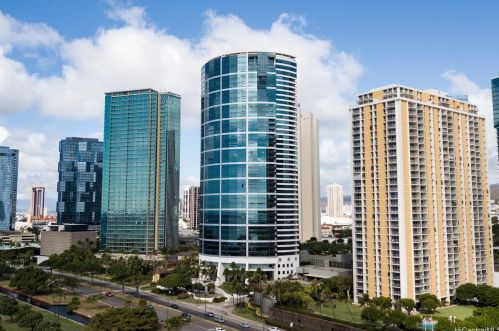 1330 Ala Moana Blvd, Honolulu HI  96814-4200 exterior