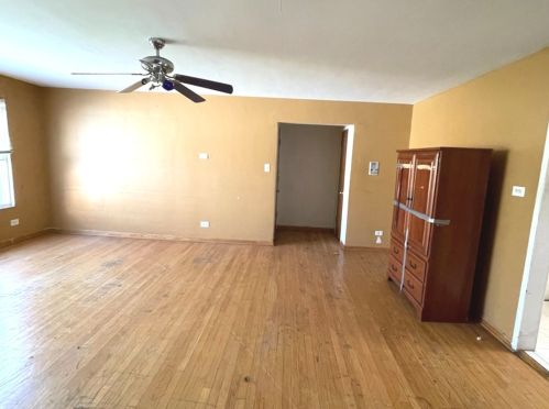 6142 Damen Ave, Chicago, IL 60636-2133