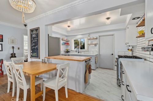 1101 Acacia Ave, Fullerton CA  92831-2929 exterior