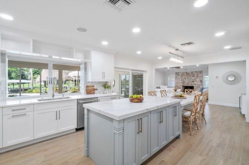 926 38 Ct, Boynton Beach FL 33435-8530 exterior