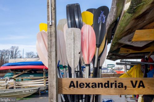 6520 10th St, Alexandria VA  22307-6501 exterior