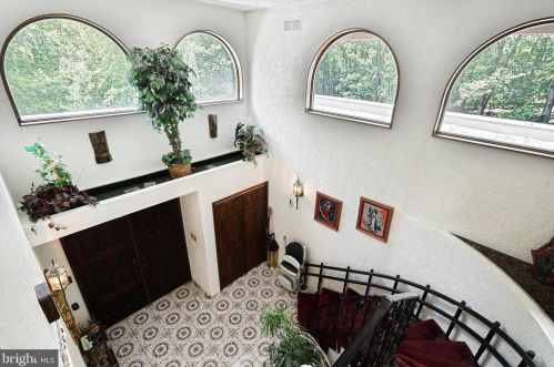 799 Laurel Wood Ln, Hanover PA 17331-6868 exterior