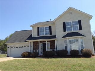 101 Beaver Track Dr, Greer, SC 29651-2804