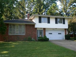 9301 Harrow Dr, Cleveland, OH 44129-1736