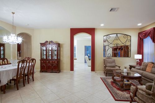 341 Springview Loop, Fort Pierce FL  34986-2664 exterior