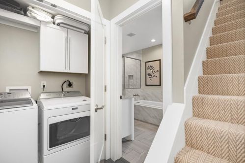 4916 Hatfield St, Pittsburgh PA 15201-2727 exterior