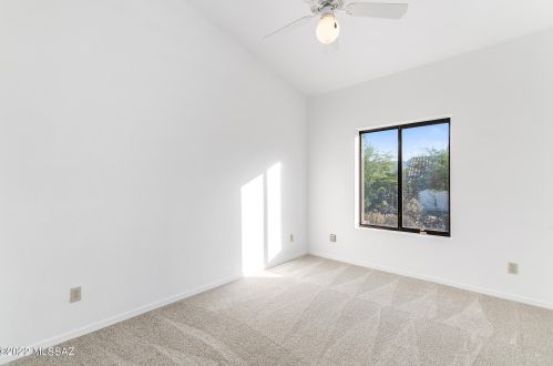 15595 Lago Del Oro Pkwy, Tucson AZ 85739-9568 exterior