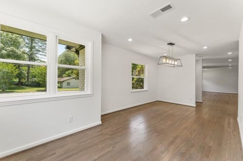 1922 Jacolyn Pl, Atlanta GA  30329-3316 exterior