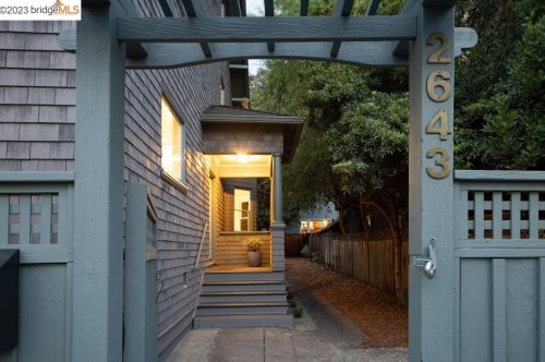 2643 Hillegass Ave, Berkeley CA 94704-3313 exterior