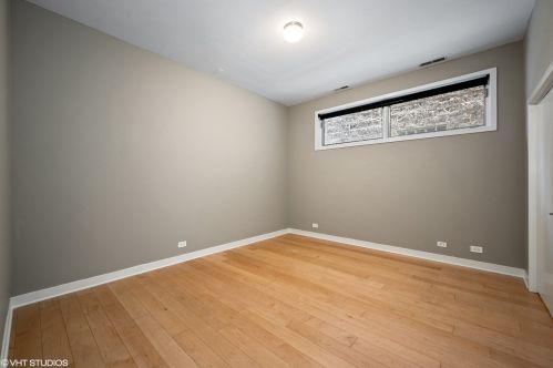 1017 Paulina St, Chicago IL 60622-3855 exterior