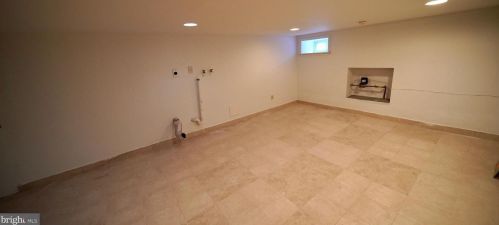 635 Cantrell St, Philadelphia PA 19148-3221 exterior