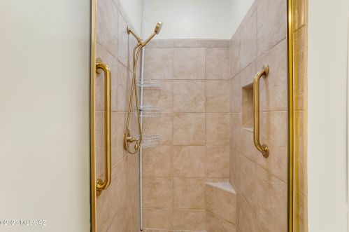 831 Camino Corrida, Tucson AZ 85704-7651 exterior