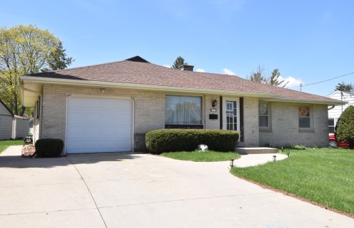 3777 69th St, Milwaukee WI  53220-1812 exterior