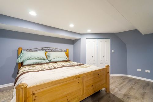 6024 Keating Ave, Chicago IL  60629-5410 exterior