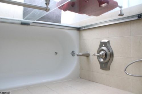 159 Passaic Ave, Paterson NJ 07506-1406 exterior