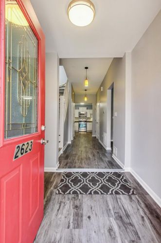 2623 Monticello Ave, Chicago IL 60618-5321 exterior