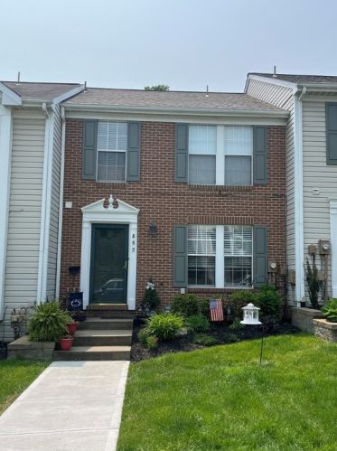 852 Parkridge Ln, Moon Twp, PA 15108-2873