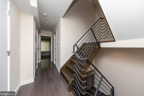 1191 21 St, Philadelphia PA 19146-4510 exterior