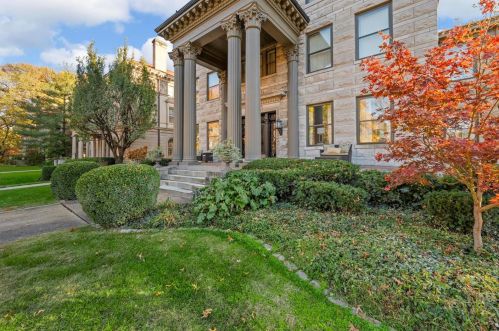 36 Portland Pl, Saint Louis MO 63108-1242 exterior