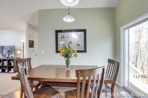 14956 Treevalley Dr, Cedar Springs MI 49319-8146 exterior