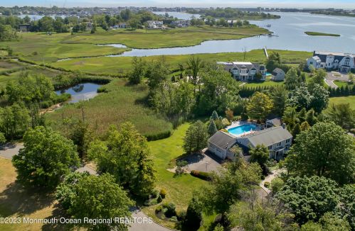 25 Tuxedo Rd, Locust NJ 07760-1825 exterior