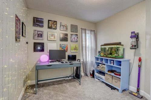 514 64, Milwaukee WI 53213-4050 exterior