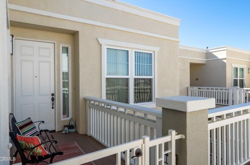 1583 Windshore Way, Oxnard CA 93035-1406 exterior