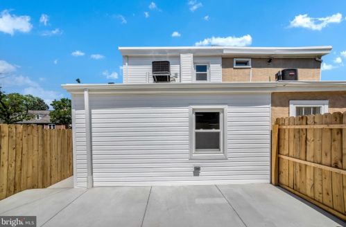 4207 Houghton St, Philadelphia PA  19128-1722 exterior