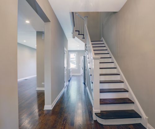 1934 Newport Ave, Chicago IL  60657-1026 exterior