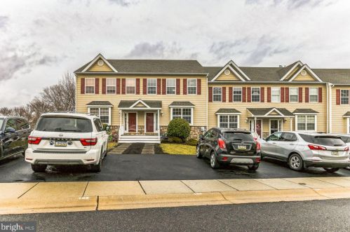 104 Julianna Way, Chester, PA 19014-2247