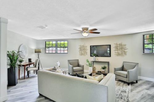 401 Floriland Ave, Tampa FL  33612-7809 exterior